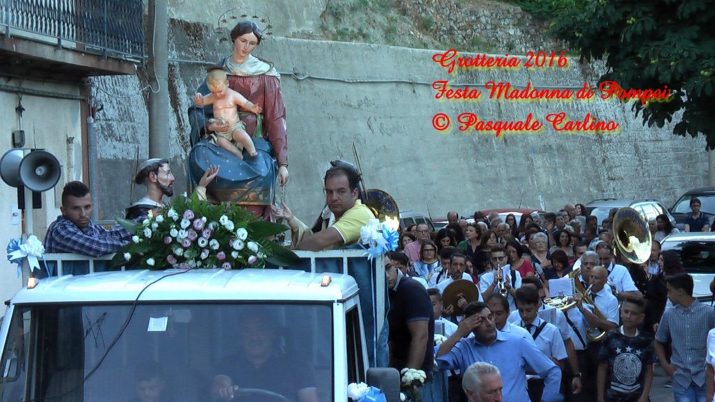 madonnadelrosariogrotteria201618.jpg